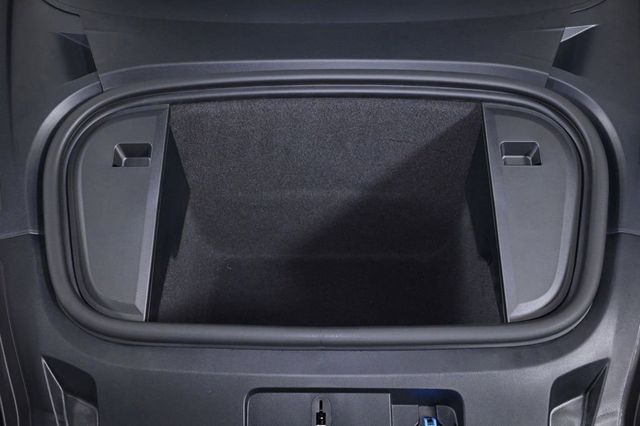 2024 Porsche Taycan Turbo S AWD - 22944973 - 28