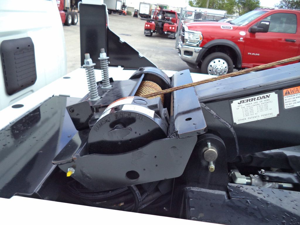 2024 Ram 4500 SLT 4x4 w/ Jerr-Dan Wrecker MPL-NGS Steel Self Loader Underlift - 22829727 - 22