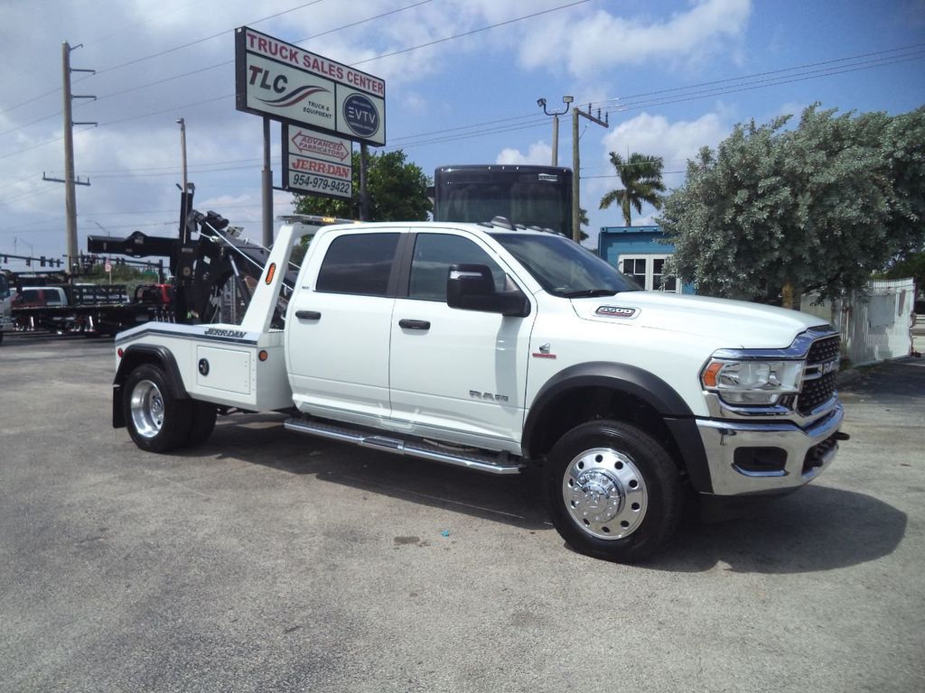 2024 Ram 5500 TWIN LINE WRECKER TOW TRUCK. MPL40 JERRDAN. 4X4 CREW - 22088523 - 1