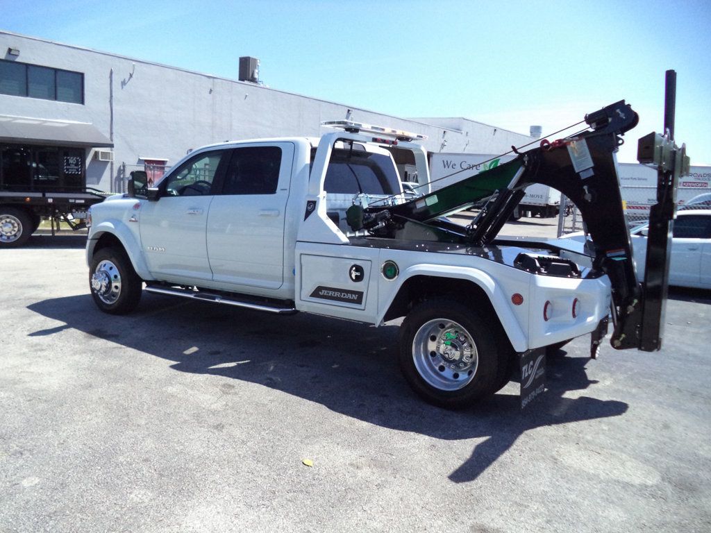 2024 Ram 5500 Laramie Crew Cab 4x4 w/ JerrDan MPL40 Wrecker 8 Ton Dual Winch Underlift - 22399961 - 12