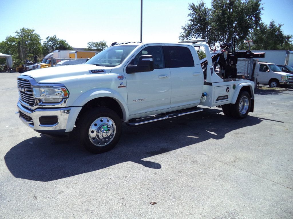 2024 Ram 5500 Laramie Crew Cab 4x4 w/ JerrDan MPL40 Wrecker 8 Ton Dual Winch Underlift - 22399961 - 3