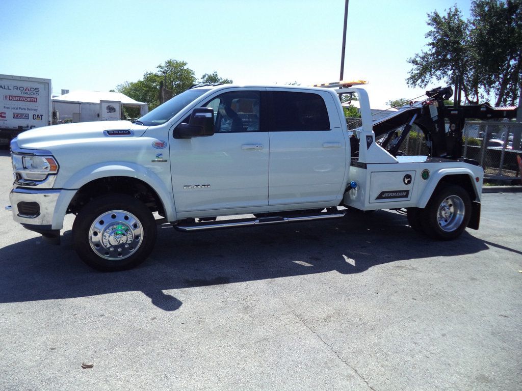 2024 Ram 5500 Laramie Crew Cab 4x4 w/ JerrDan MPL40 Wrecker 8 Ton Dual Winch Underlift - 22399961 - 4
