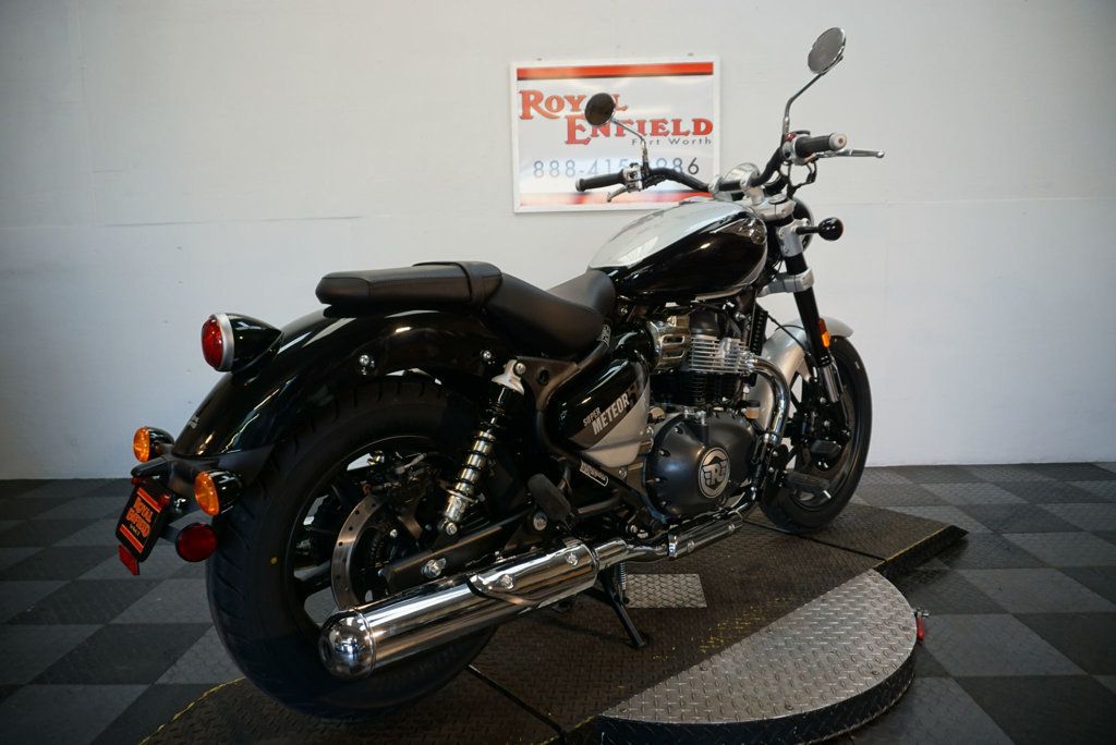 2024 ROYAL ENFIELD SUPER METEOR 650 INTERSTELLAR GREY - 22494244 - 5