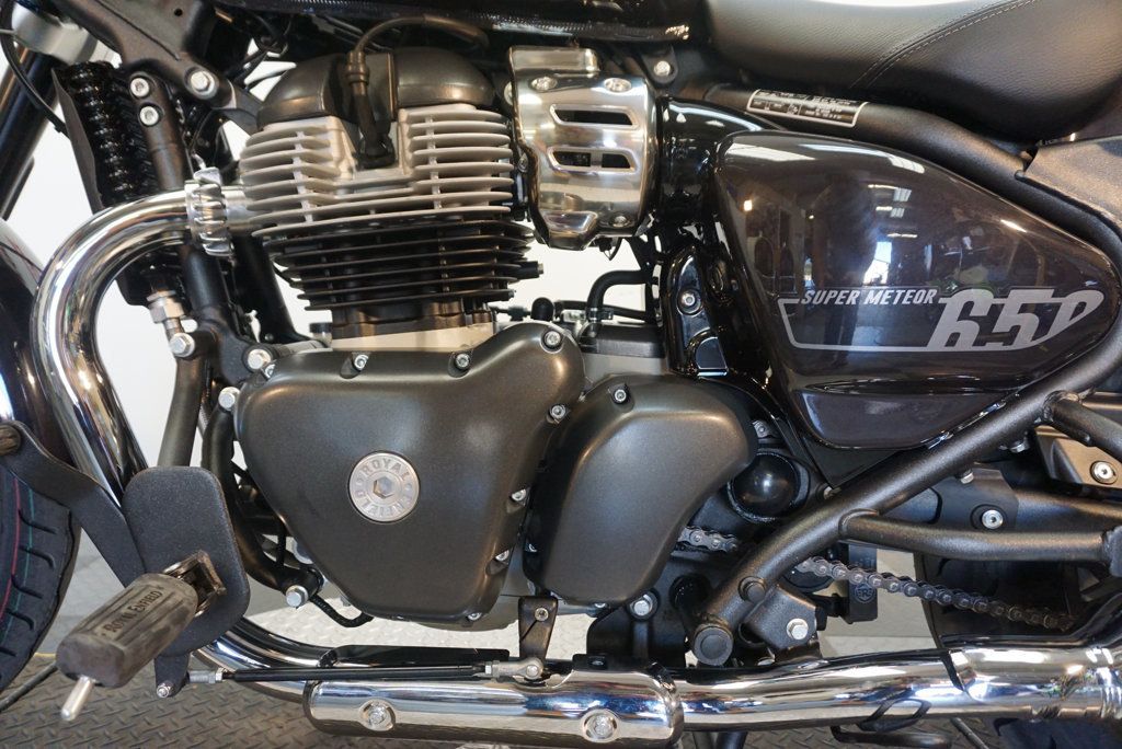 2024 ROYAL ENFIELD SUPER METEOR 650 RETRO CRUSIER!!! - 22989260 - 17