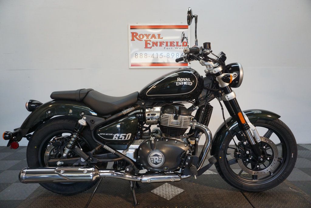 2024 ROYAL ENFIELD SUPER METEOR 650 ABS CLASSIC CRUISER!!! - 23027658 | Video 1