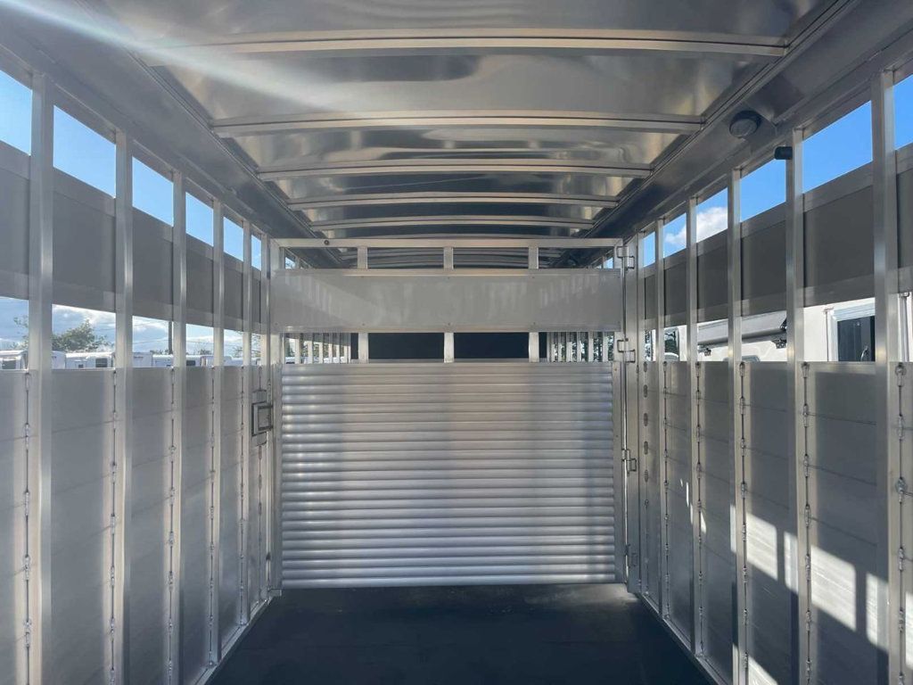 2024 Shadow 24' Stock with Tack Room  - 22269174 - 6