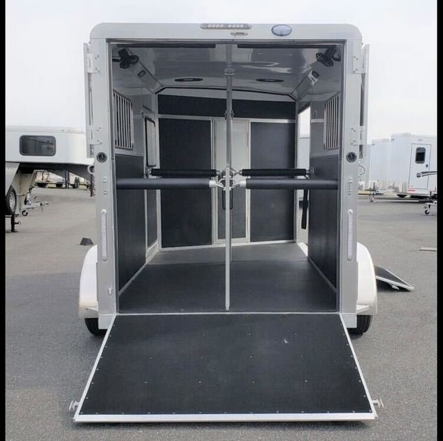 2024 Shadow 2 Horse KingPro Straight Load with Side Ramp  - 22086870 - 7