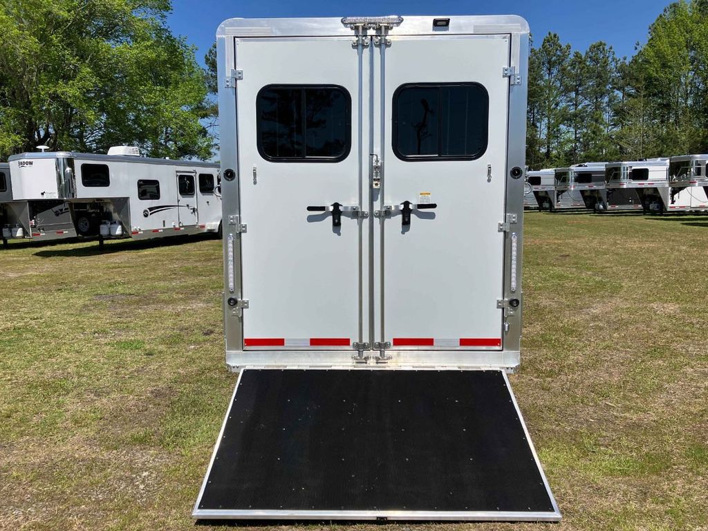 2024 Shadow 4 Horse Head to Head with Box Stall and Side Ramp  - 22017220 - 5