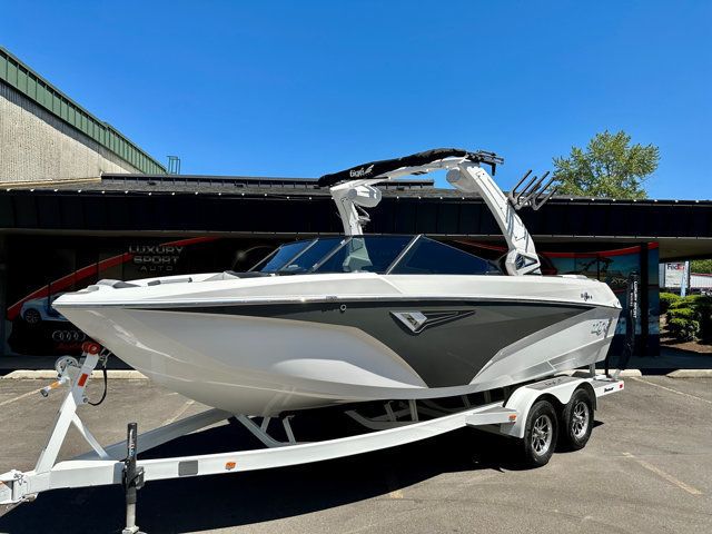 2024 Tige Z1 Luxury Surf Boat $60,000 CASH REBATE! - 21969920 - 1