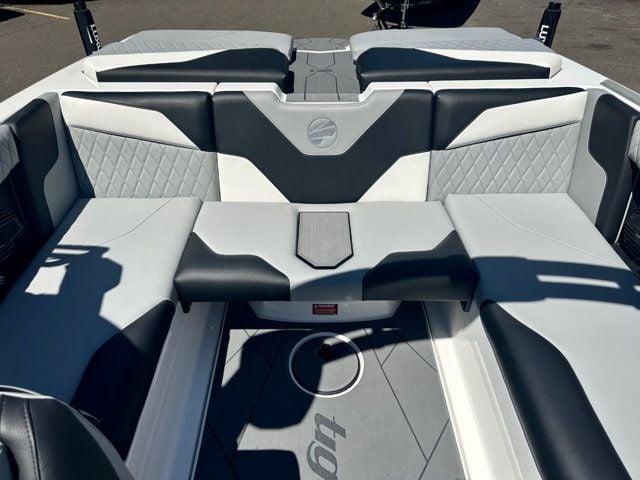 2024 New Tige Z1 Luxury Surf Boat $899 MONTH 6.99% OAC at Luxury Sport ...