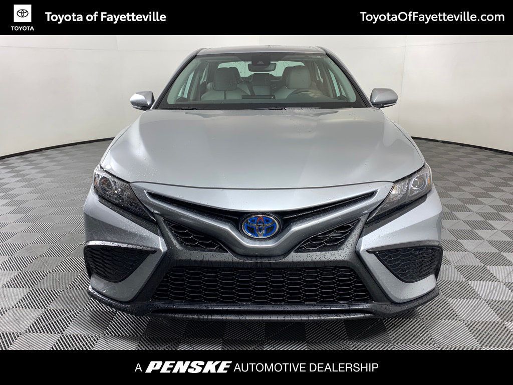 2024 New Toyota Camry Hybrid SE Nightshade CVT at