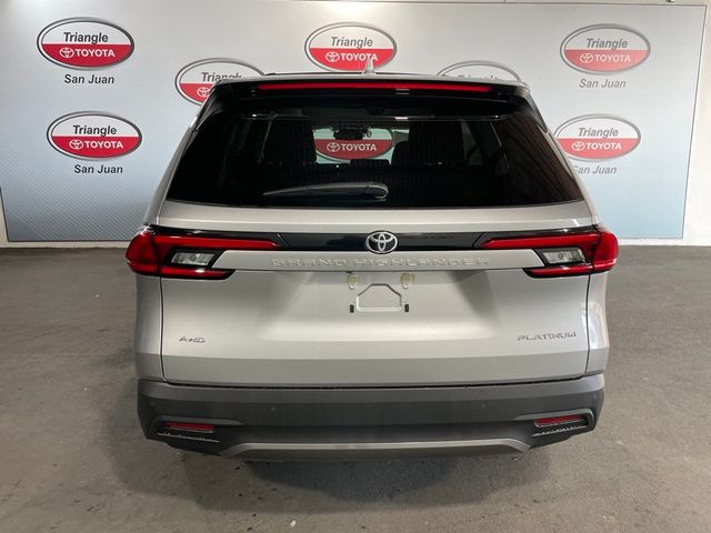 New 2024 Toyota Grand Highlander XLE 5 in Tracy #RS026530