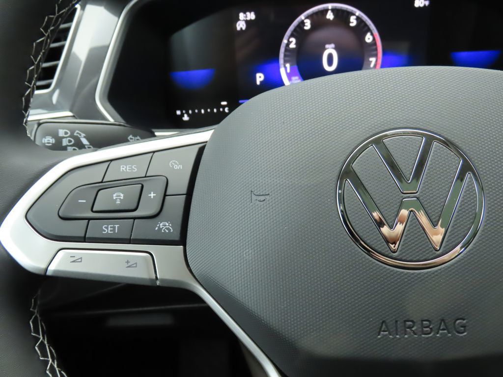 2024 New Volkswagen Tiguan 2.0T SE FWD at PenskeCars.com Serving Bloomfield  Hills, MI, IID 22119745