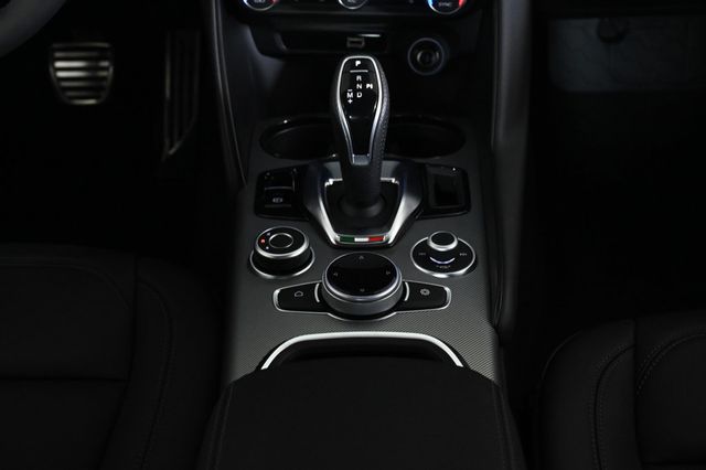 2025 Alfa Romeo Giulia RWD - 22942399 - 12