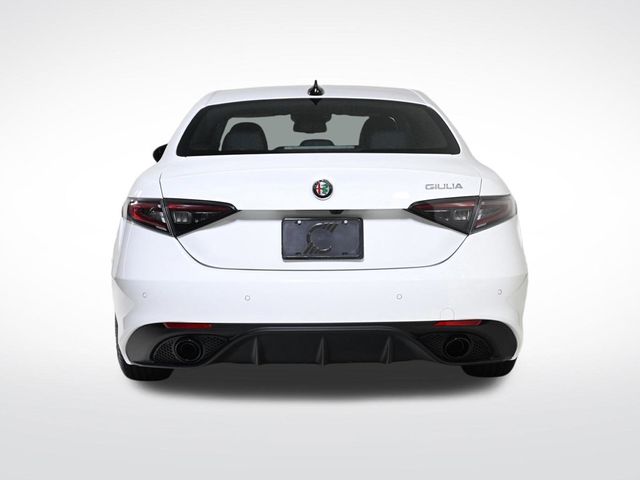2025 Alfa Romeo Giulia RWD - 22942399 - 3