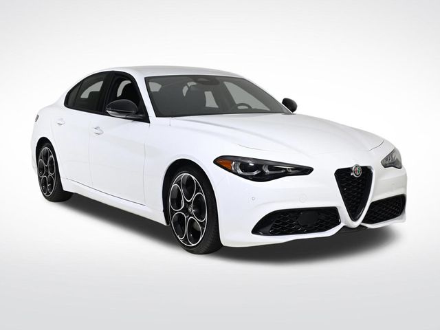 2025 Alfa Romeo Giulia RWD - 22942399 - 6