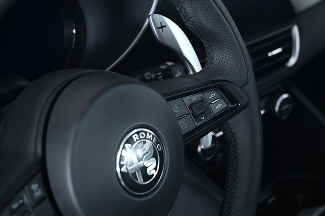 2025 Alfa Romeo Giulia RWD - 22942409 - 18