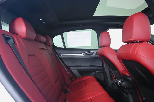 2025 Alfa Romeo Stelvio  - 22943639 - 15