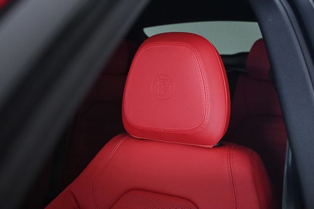 2025 Alfa Romeo Stelvio Sprint AWD - 22942498 - 24