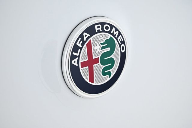 2025 Alfa Romeo Stelvio Sprint AWD - 22943639 - 24
