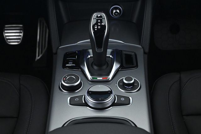 2025 Alfa Romeo Stelvio Sprint AWD - 22943640 - 12
