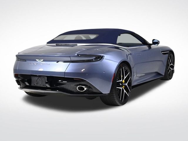 2025 Aston Martin DB12 Volante - 22656284 - 4