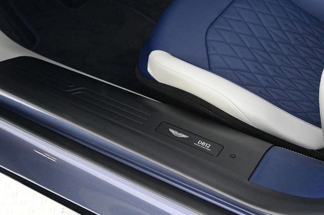 2025 Aston Martin DB12 Volante - 22854664 - 17