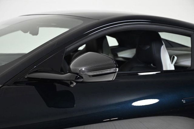 2025 Aston Martin Vanquish Coupe - 22854857 - 24