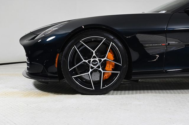 2025 Aston Martin Vanquish Coupe - 22854857 - 33