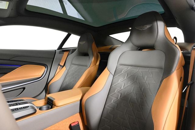 2025 Aston Martin Vanquish Coupe - 22897480 - 14