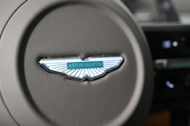 2025 Aston Martin Vanquish Coupe - 22897480 - 20