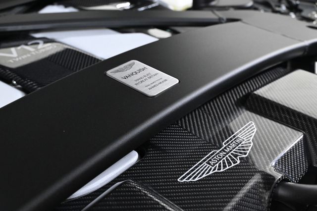 2025 Aston Martin Vanquish Coupe - 22897480 - 21