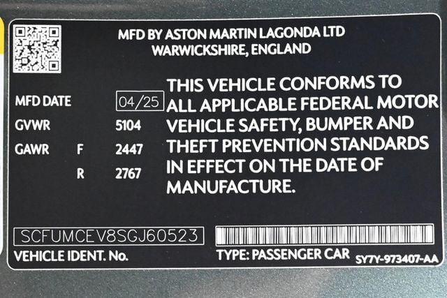 2025 Aston Martin Vanquish Coupe - 22897480 - 31