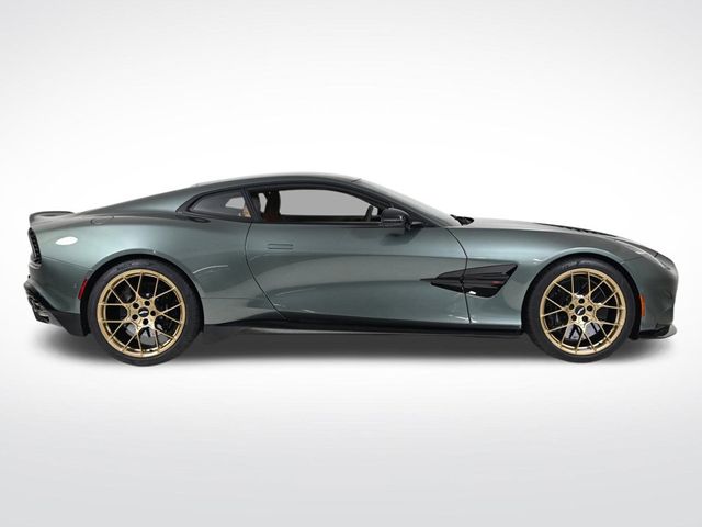 2025 Aston Martin Vanquish Coupe - 22897480 - 5