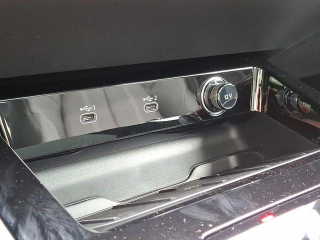 2025 Audi A5 Prestige 2.0 TFSI quattro - 22918411 - 17