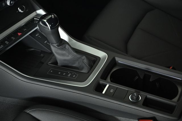 2025 Audi Q3 S line Premium 45 TFSI quattro - 22874762 - 18