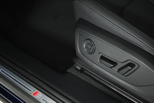 2025 Audi Q3 S line Premium 45 TFSI quattro - 22879266 - 17