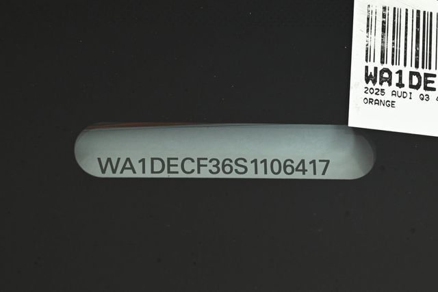 2025 Audi Q3 S line Premium 45 TFSI quattro - 22902643 - 25