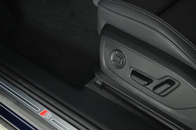 2025 Audi Q3 S line Premium 45 TFSI quattro - 22907474 - 17