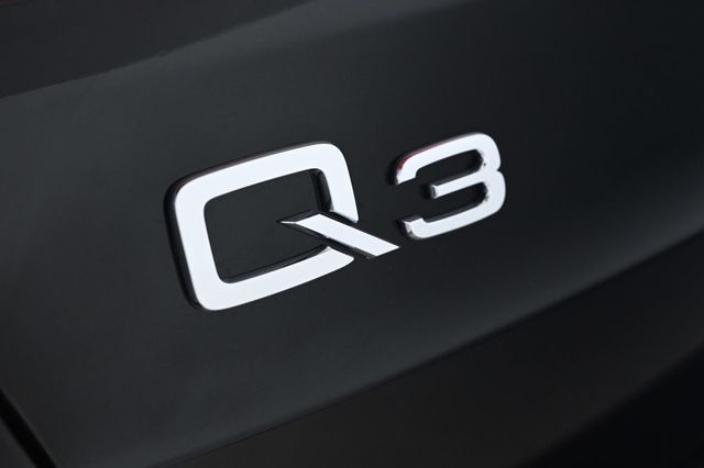 2025 Audi Q3 S line Premium 45 TFSI quattro - 22924577 - 21