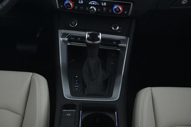 2025 Audi Q3 S line Premium 45 TFSI quattro - 22924609 - 12