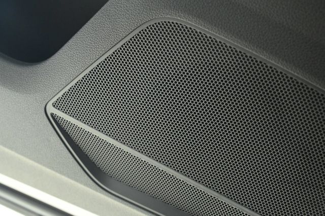 2025 Audi Q3 S line Premium 45 TFSI quattro - 22926193 - 18