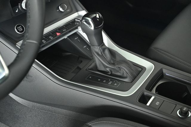2025 Audi Q3 S line Premium 45 TFSI quattro - 22926193 - 21