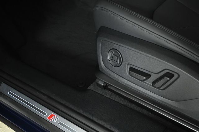 2025 Audi Q3 S line Premium 45 TFSI quattro - 22977425 - 17