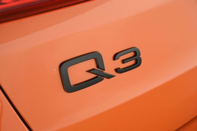2025 Audi Q3 S line Premium 45 TFSI quattro - 22977427 - 21