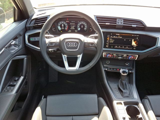 2025 Audi Q3 S line Premium 45 TFSI quattro - 22802654 - 9