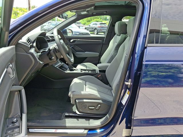 2025 Audi Q3 S line Premium 45 TFSI quattro - 22900765 - 11