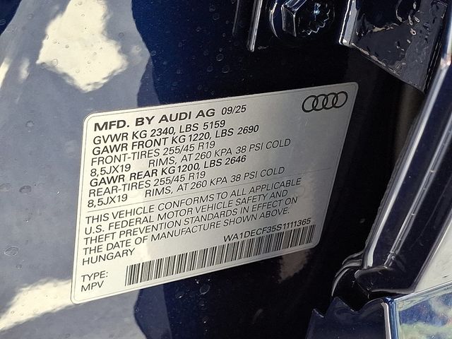 2025 Audi Q3 S line Premium 45 TFSI quattro - 22937542 - 19
