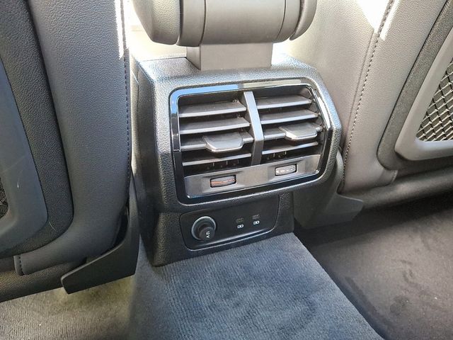 2025 Audi Q3 S line Premium 45 TFSI quattro - 22937542 - 8