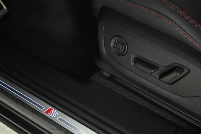 2025 Audi Q3 S line Premium Plus 45 TFSI quattro - 22905129 - 17